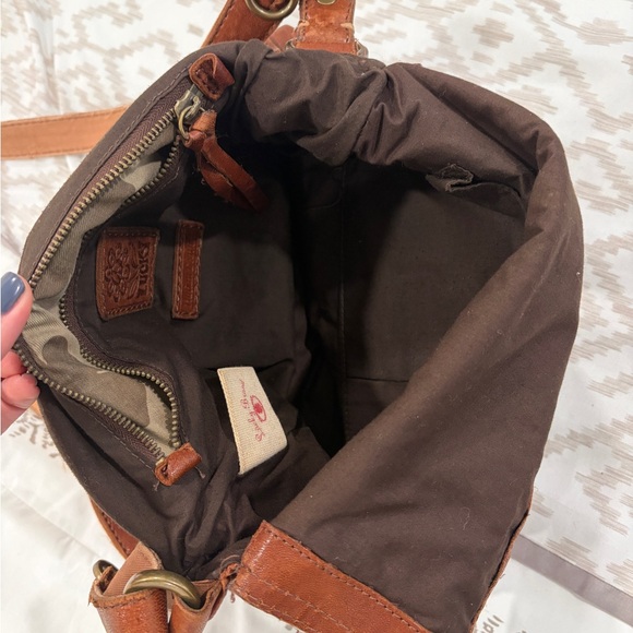 Lucky Brand Brown Crossbody Bag - Picture 3 of 8